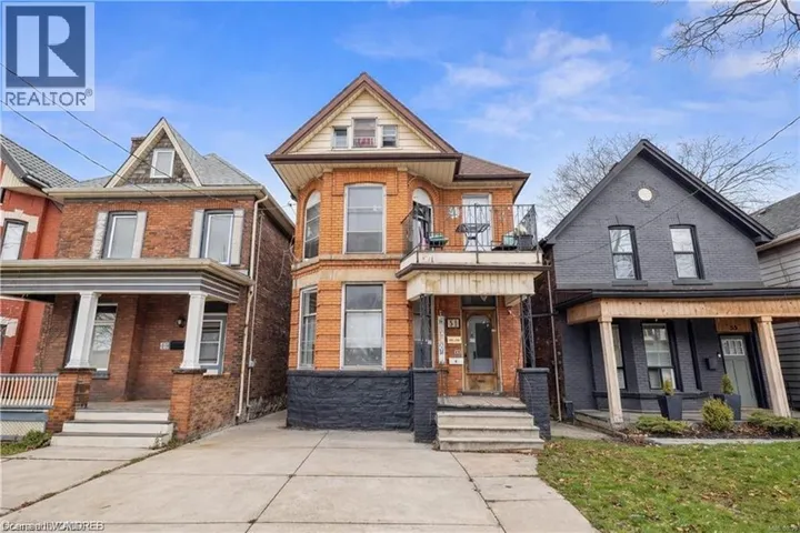 51 SMITH Avenue, Hamilton, Ontario L8L5P2