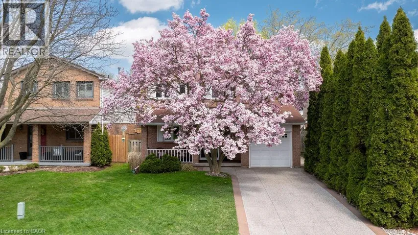 161 RIVERVIEW Street, Oakville, Ontario L6L5S2