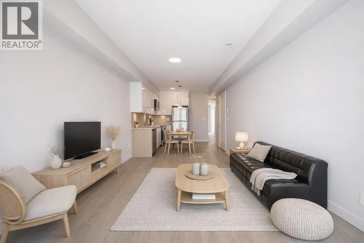 304 3050 KINGSWAY, Vancouver, British Columbia V5R5J7