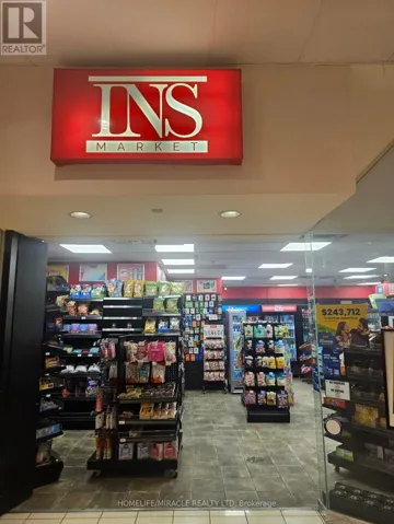 G05 - 595 BAY STREET, Toronto (Bay Street Corridor), Ontario M5G2C2