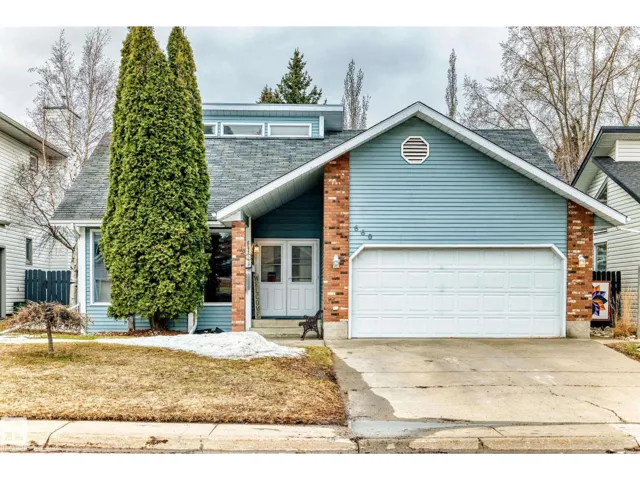 660 VILLAGE DR, Sherwood Park, Alberta T8A4N9
