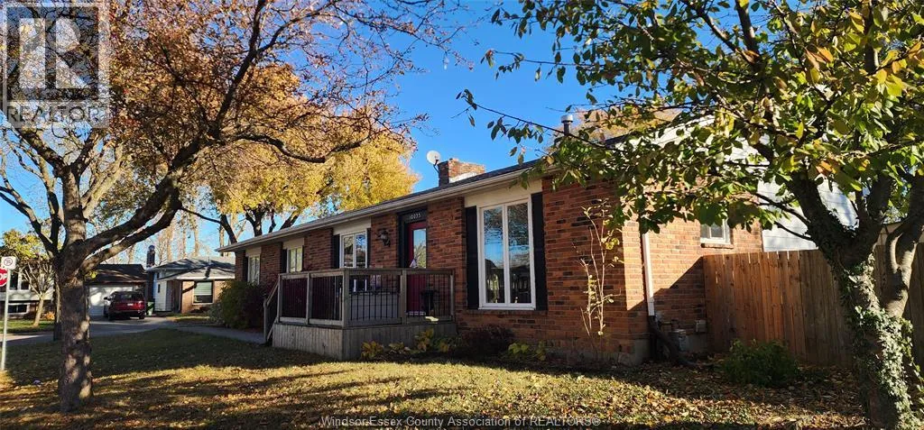 10035 ASPEN LANE, Windsor, Ontario N8R2B7