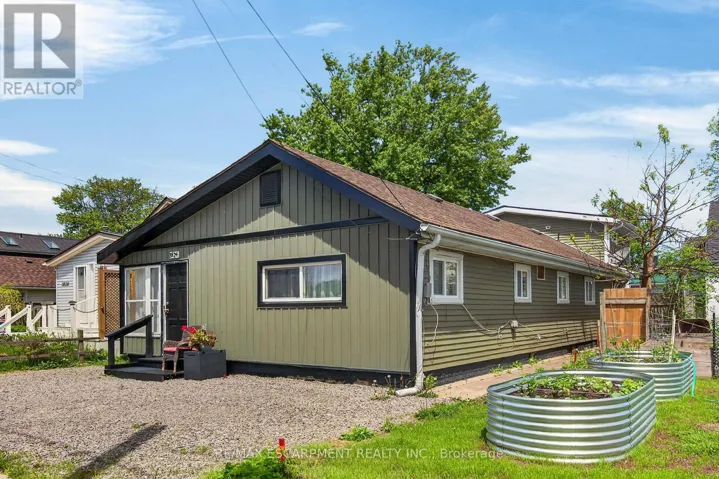 3824 ROXBOROUGH AVENUE, Fort Erie (Crystal Beach), Ontario L0S1B0