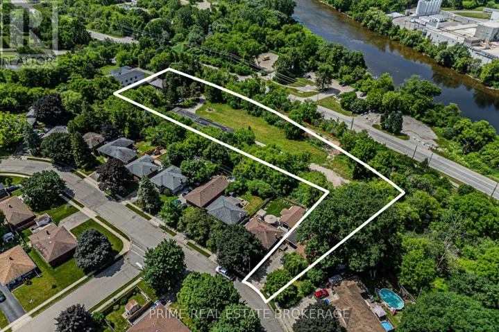 201 WATER STREET S, Cambridge, Ontario N1R8N6