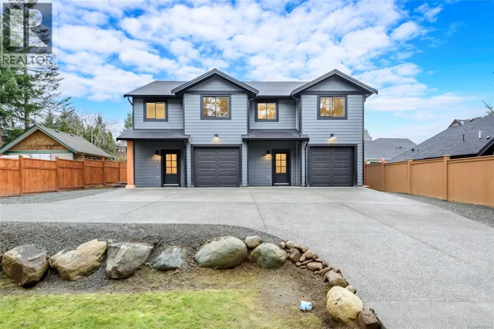 B 1044 Lazo Rd, Comox, British Columbia V0M3W9