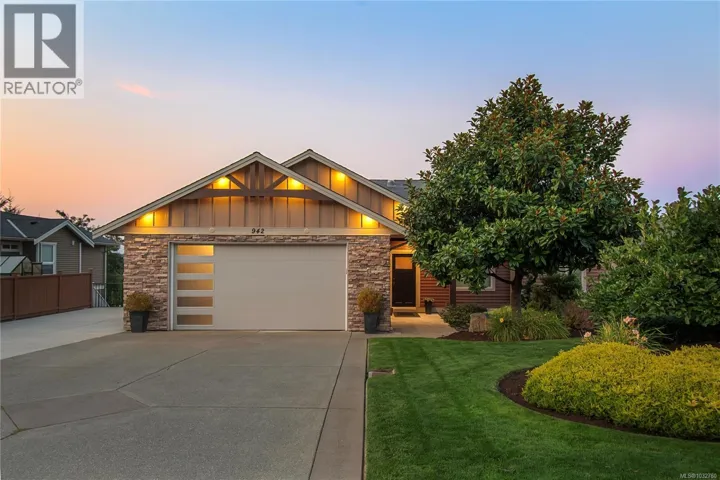 942 Timberline Dr, Campbell River, British Columbia V9H0A8