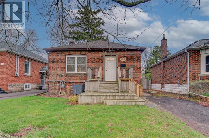 166 BOND Street N, Hamilton, Ontario L8S3W6