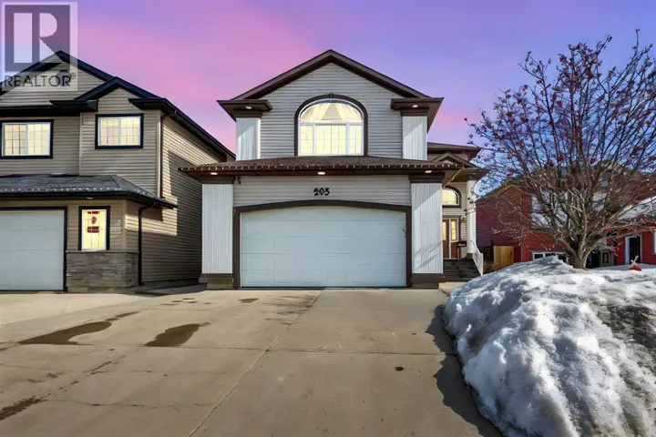 295 Rattlepan Creek Crescent, Fort McMurray, Alberta T9K2V4