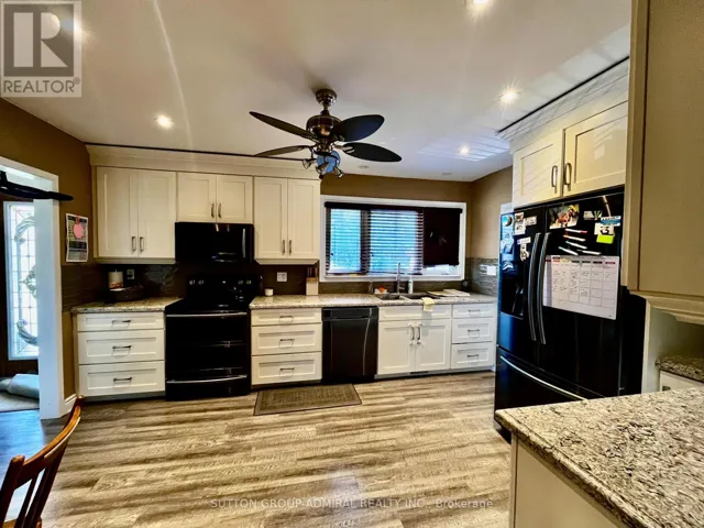 7468 WANLESS STREET, Niagara Falls (Ascot), Ontario L2H1C9
