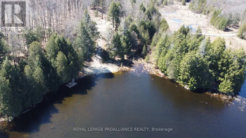 1140 SWAUGERS CREEK LANE, Frontenac (Frontenac North), Ontario K0H1C0