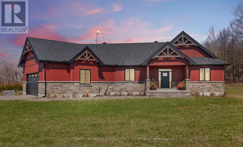 982 BRUCE STREET, Horton, Ontario K7V3Z4