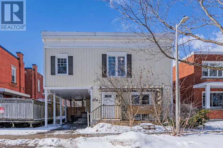 24 PATRO STREET, Ottawa, Ontario K1N8B1