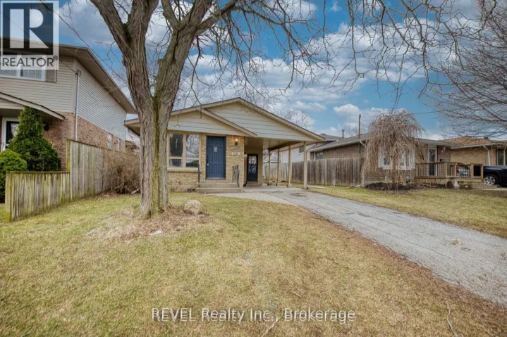 116 HILLVIEW ROAD, St. Catharines (Western Hill), Ontario L2S3A5