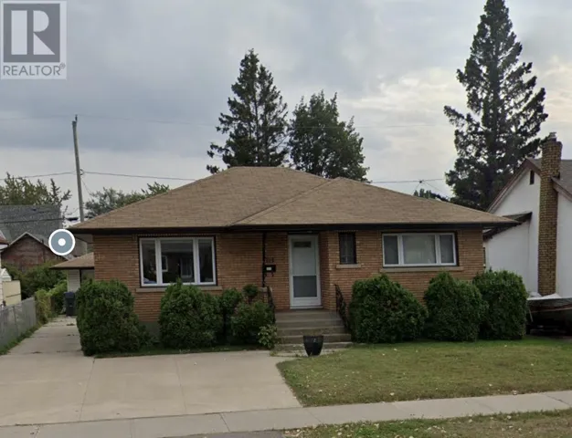 2214 Arthur St E, Thunder Bay, Ontario P7E5P1