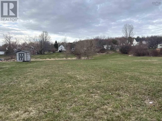 45 Oak Street, Trenton, Nova Scotia B0K1X0