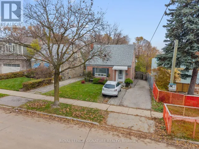 27 KING HIGH AVENUE, Toronto (Clanton Park), Ontario M3H3A8