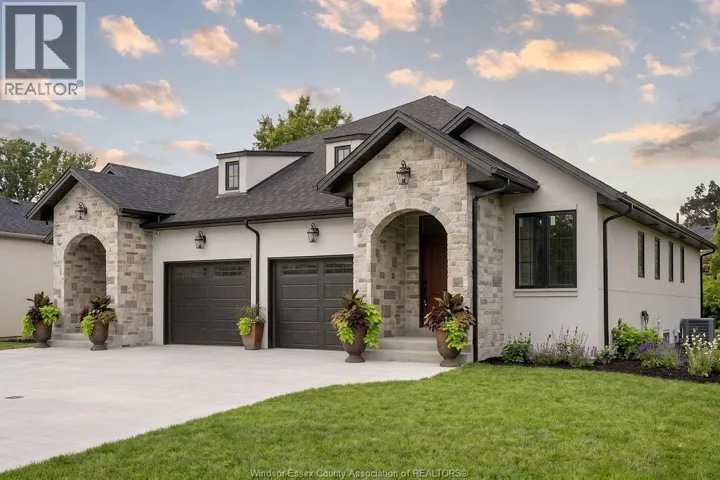 481 MAPLE, LaSalle, Ontario N9J1P3