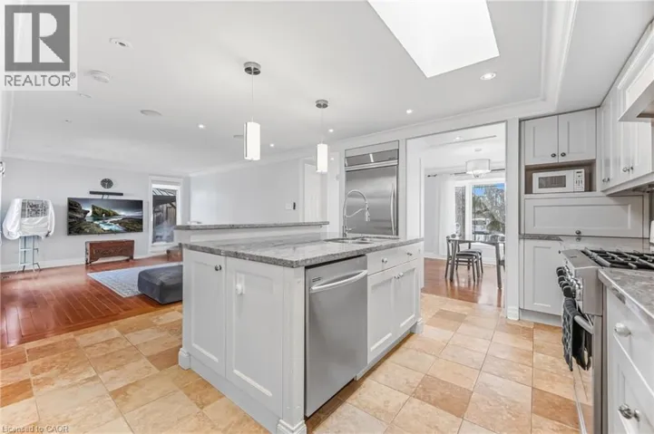 34 LORRAINE Crescent, Brampton, Ontario L6S2R7