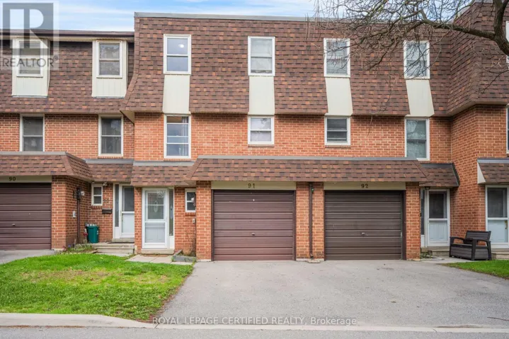 91 - 371 BRONTE STREET S, Milton (OM Old Milton), Ontario L9T3K5