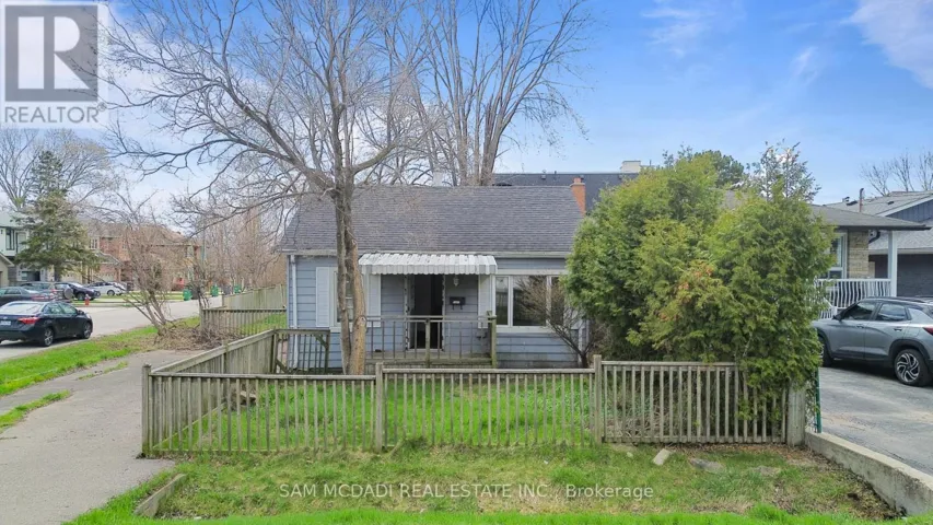 1062 WEST AVENUE, Mississauga (Lakeview), Ontario L5E1W2