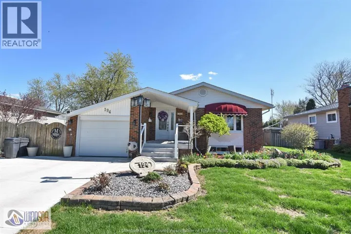 194 BRIEN AVENUE East, Essex, Ontario N8M2P6