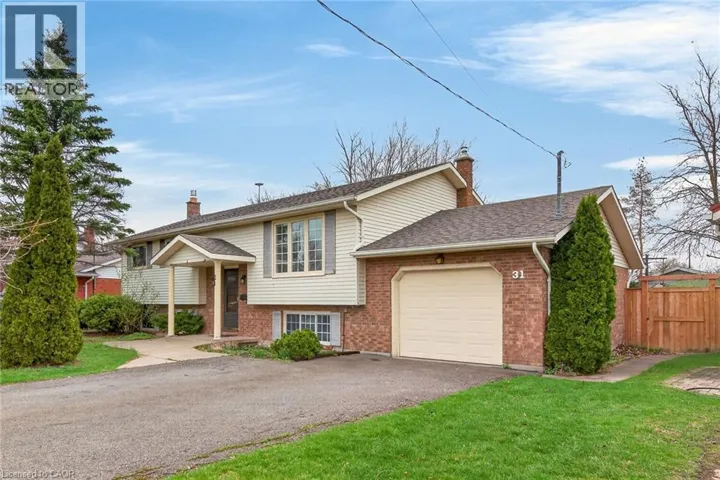 31 KILLINS Street, Smithville, Ontario L0R2A0