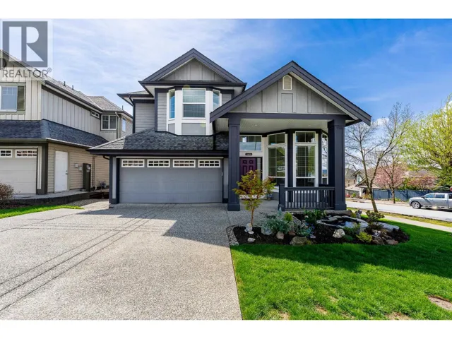 3416 GALLOWAY AVENUE, Coquitlam, British Columbia V3E0B8