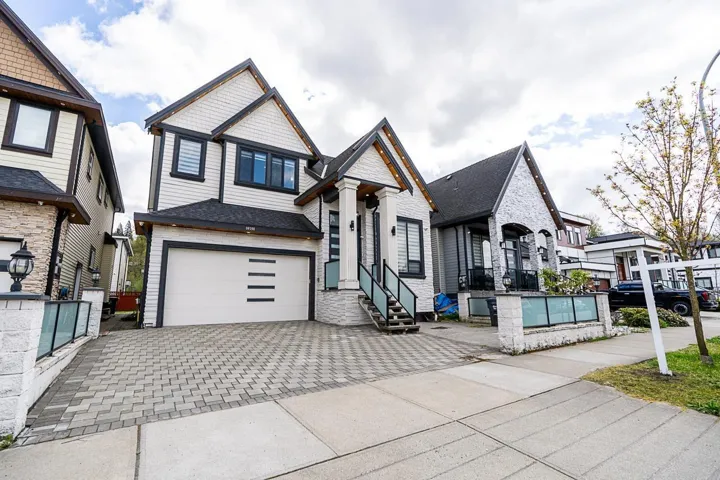 10598 124 STREET, Surrey, British Columbia V3V0E2