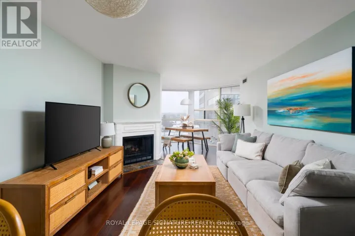 903 - 725 KING STREET W, Toronto (Niagara), Ontario M5V2W9