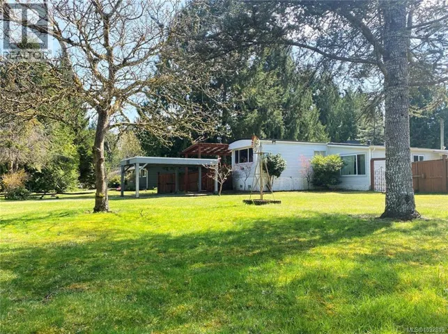 1520 King Rd, Qualicum Beach, British Columbia V9K2A8