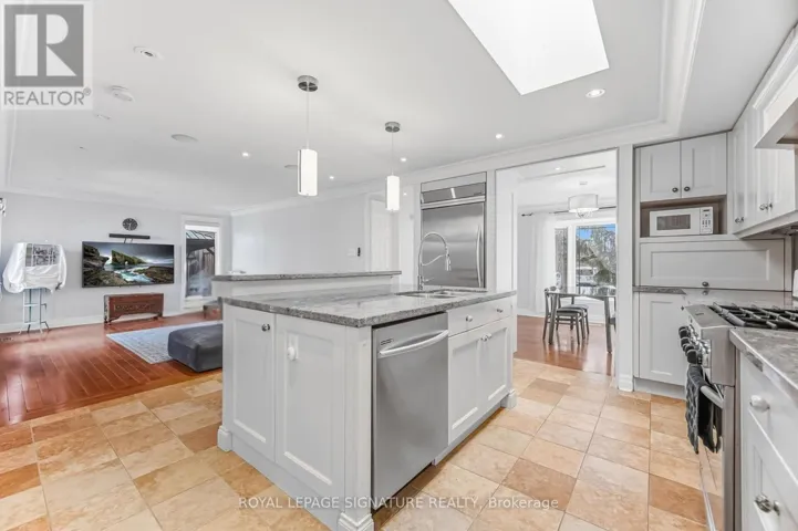 34 LORRAINE CRESCENT, Brampton (Westgate), Ontario L6S2R7