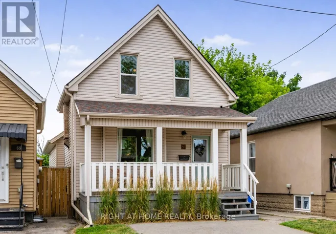 71 ROBINS AVENUE, Hamilton (Crown Point), Ontario L8H4N3