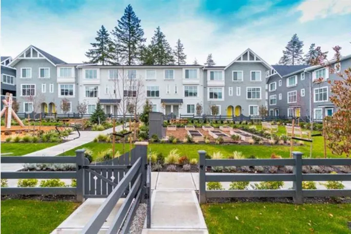 61 16678 25, Surrey, British Columbia V2Z0Z2