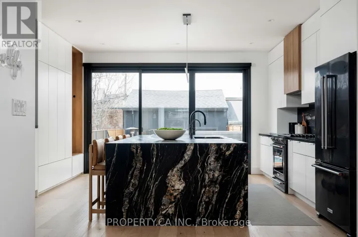 268 EUCLID AVENUE, Toronto (Palmerston-Little Italy), Ontario M6J2K2