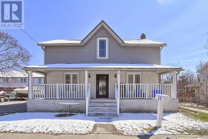 UPPER - 17 ROYAL STREET, Oshawa (Central), Ontario L1H2T5