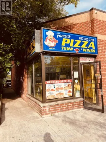 1947 VICTORIA PARK AVENUE, Toronto (Wexford-Maryvale), Ontario M1R1V1