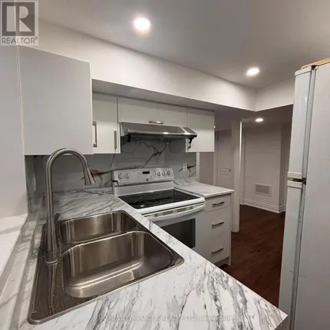 BSMT - 12 HOLMSTEAD COURT, Brampton (Central Park), Ontario L6S1R9