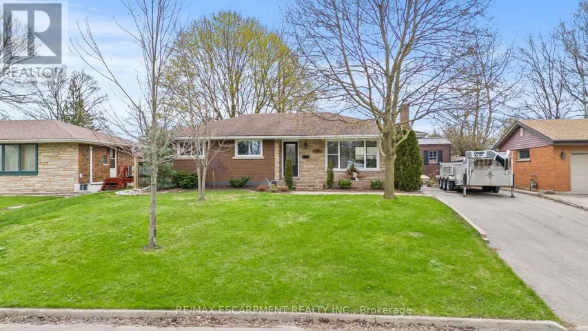 45 DRIFTWOOD DRIVE, Brantford, Ontario N3R3K2