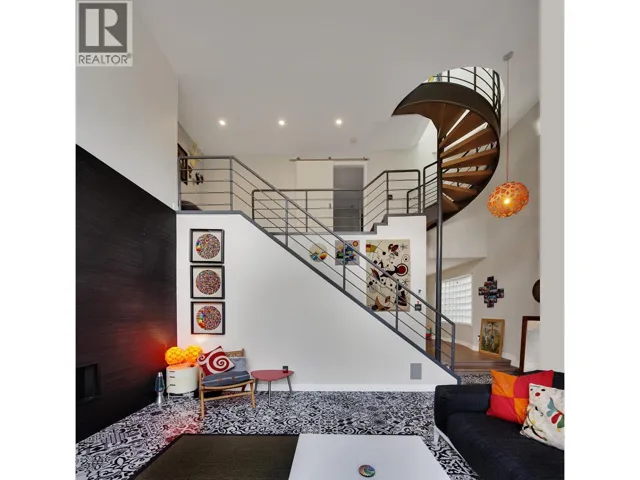 3542 W 2ND AVENUE, Vancouver, British Columbia V6R1J4