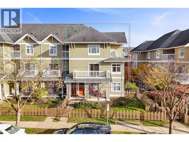 157 7388 MACPHERSON AVENUE, Burnaby, British Columbia V5J0A1