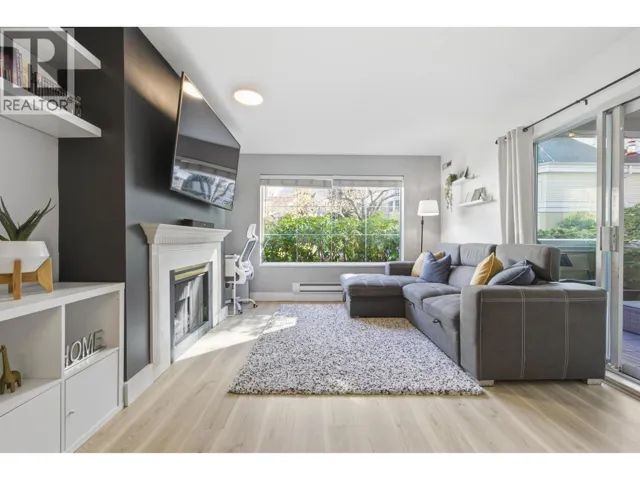 111 6820 RUMBLE STREET, Burnaby, British Columbia V5E4H9