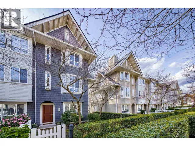 34 2418 AVON PLACE, Port Coquitlam, British Columbia V3B0C7