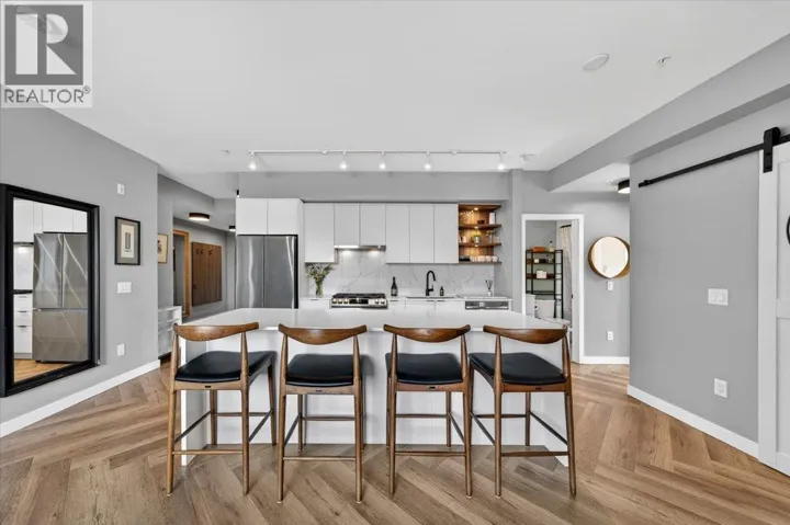 605 3229 ST JOHNS STREET, Port Moody, British Columbia V3H0M4