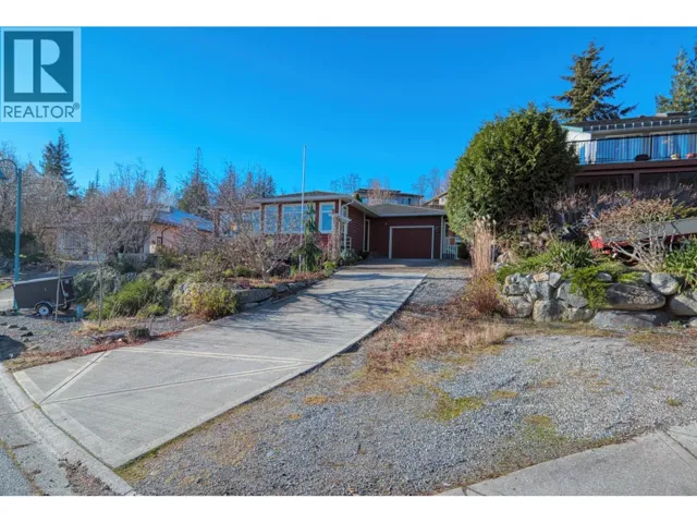 5599 MEDUSA PLACE, Sechelt, British Columbia V0N3A3