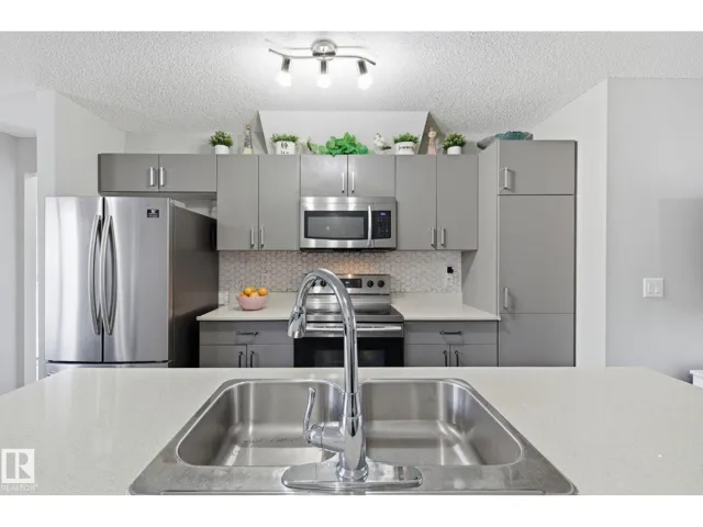 4636 175 Ave NW, Edmonton, Alberta T5Y4A1