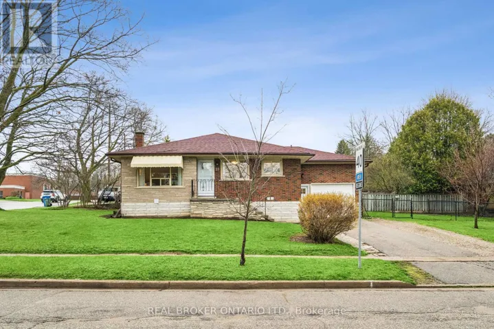 23 KNIGHTSWOOD BOULEVARD, Guelph (General Hospital), Ontario N1E3W3