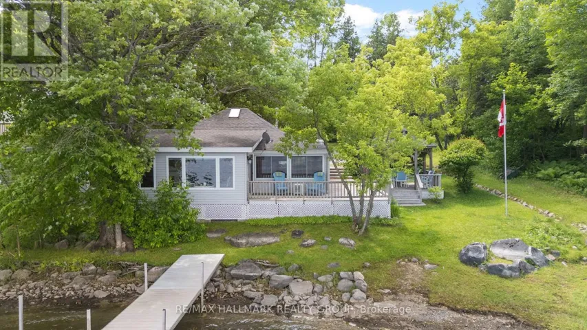 118 HALL SHORE ROAD, Lanark Highlands, Ontario K0G1M0