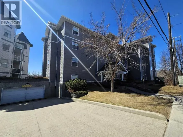 302, 5217 39 Street, Red Deer, Alberta T4N0Z8