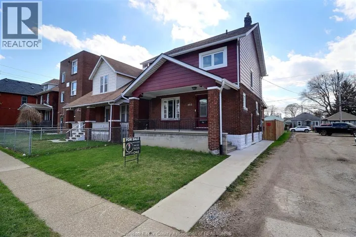 883 PILLETTE, Windsor, Ontario N8Y3B4