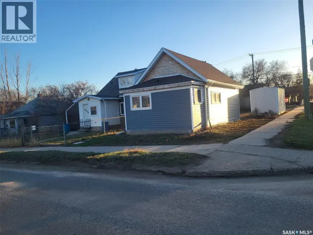 538 9th AVENUE NW, Moose Jaw, Saskatchewan S6H4H7
